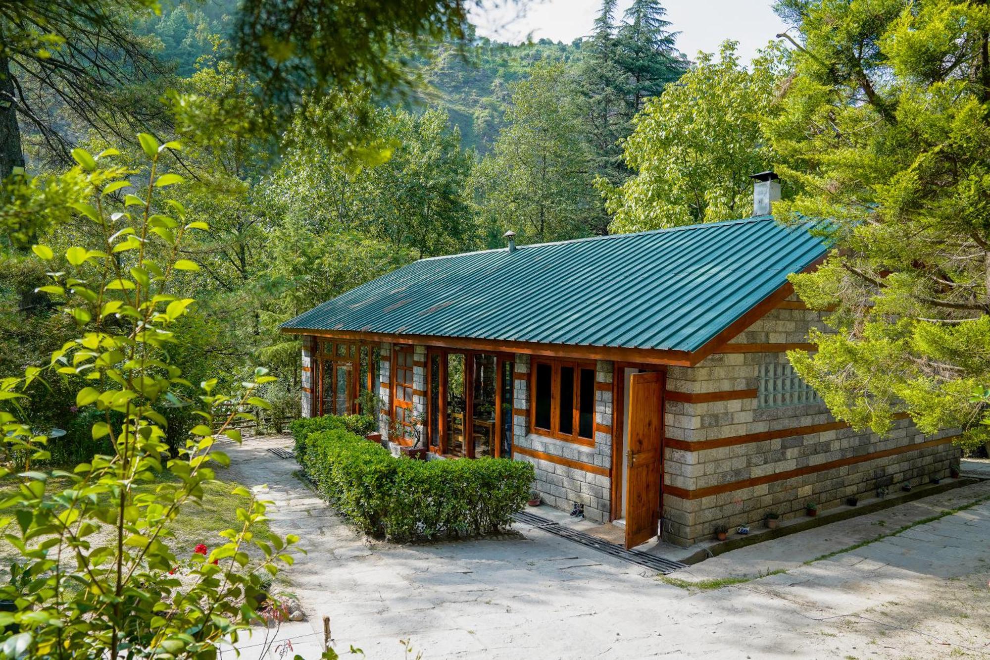 ホテル Zone Connect By The Park, Manali エクステリア 写真