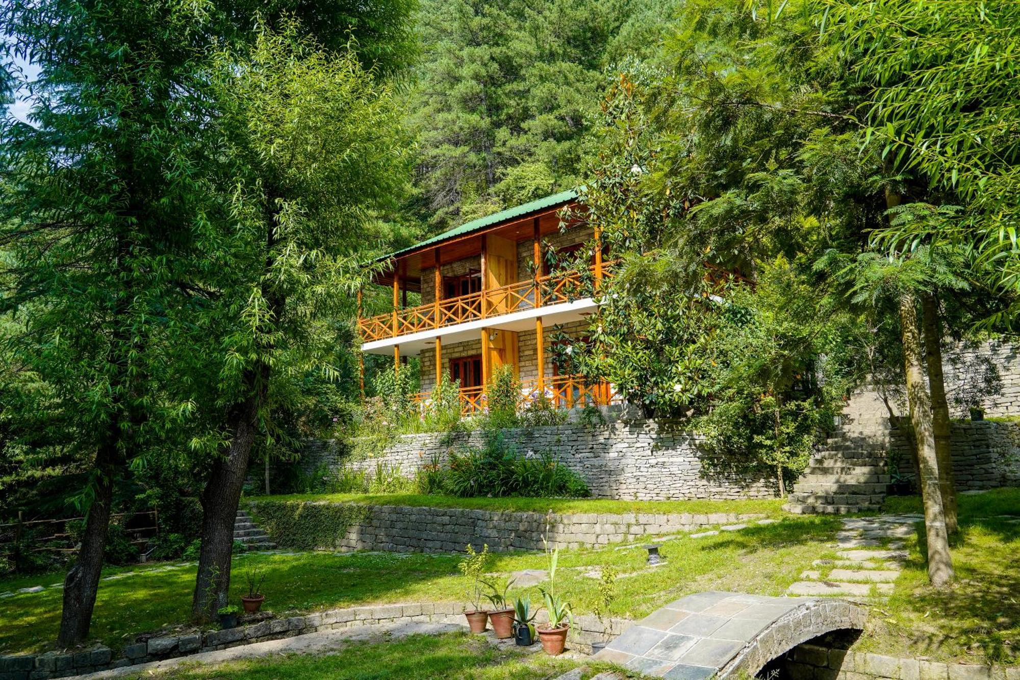 ホテル Zone Connect By The Park, Manali エクステリア 写真